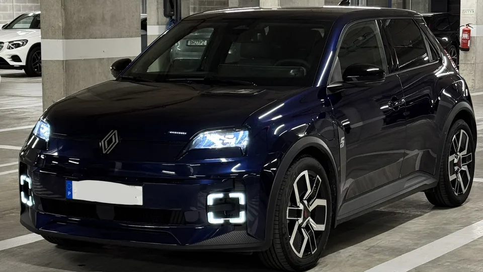 Renault 5 E-Tech Techno
