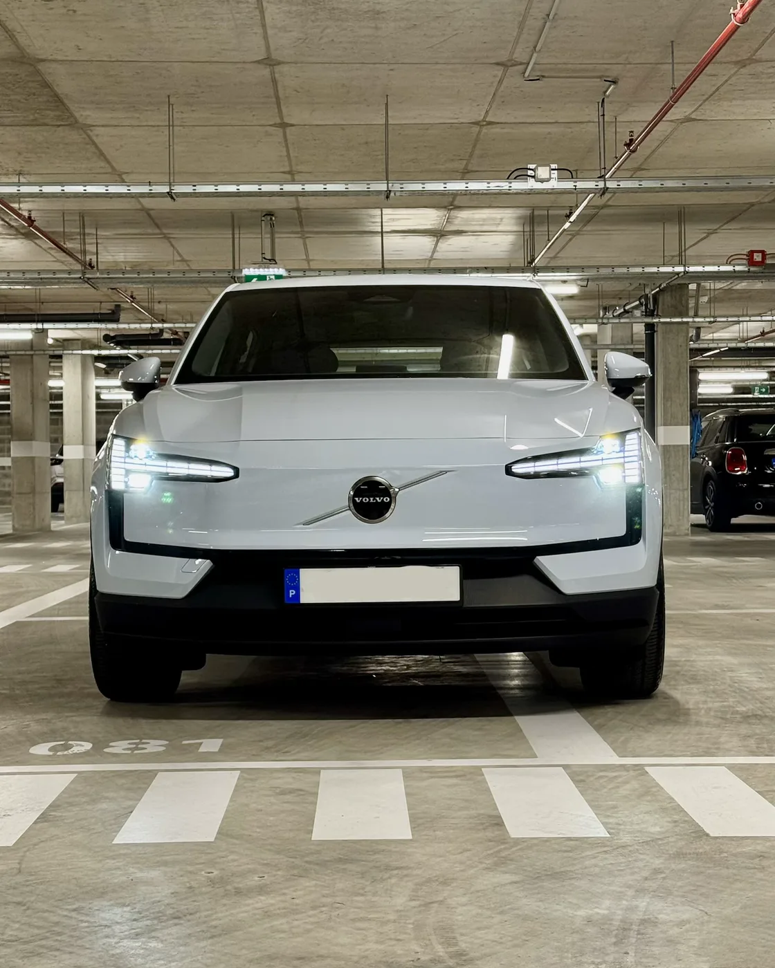 Volvo EX30 P5 Electric — 3